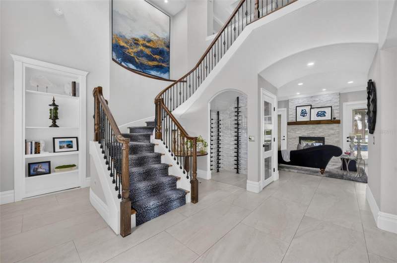 5 bedroom Single Family Residence at 12722 S Lake Sawyer Lane, Windermere, Windermere — photo 5
