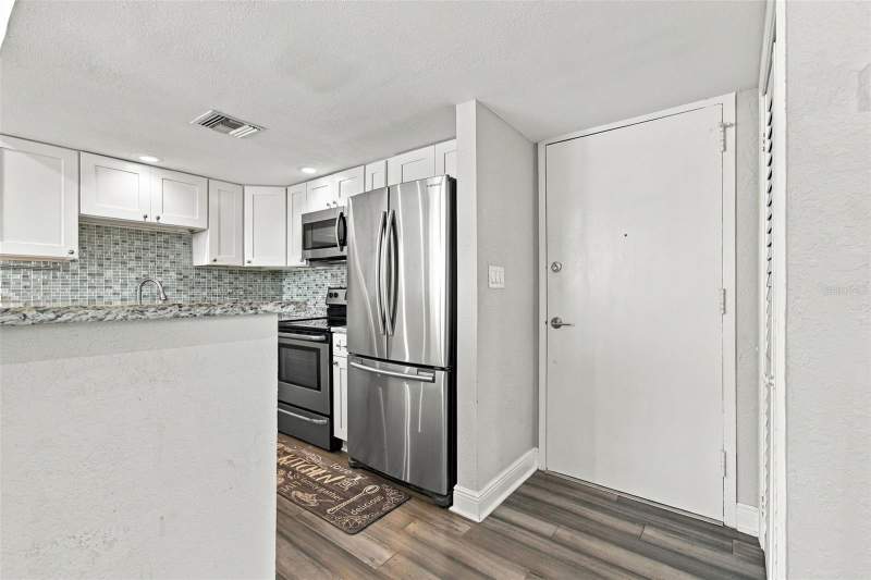 2 bedroom Condominium at 4015 Bayshore Boulevard #15F, Bayshore Towers A Condo, Tampa — photo 4