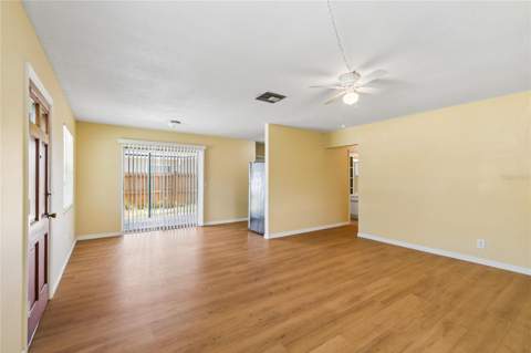 6706 S Mascotte Street, Tampa FL - photo 6 of 6