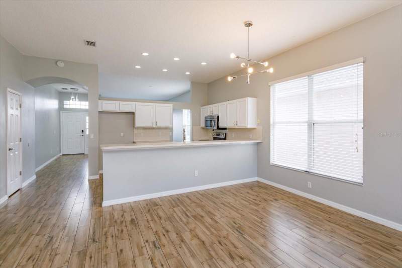 3 bedroom Single Family Residence at 13236 Luxbury Loop, Hunters Creek Tr 310, Orlando — photo 4