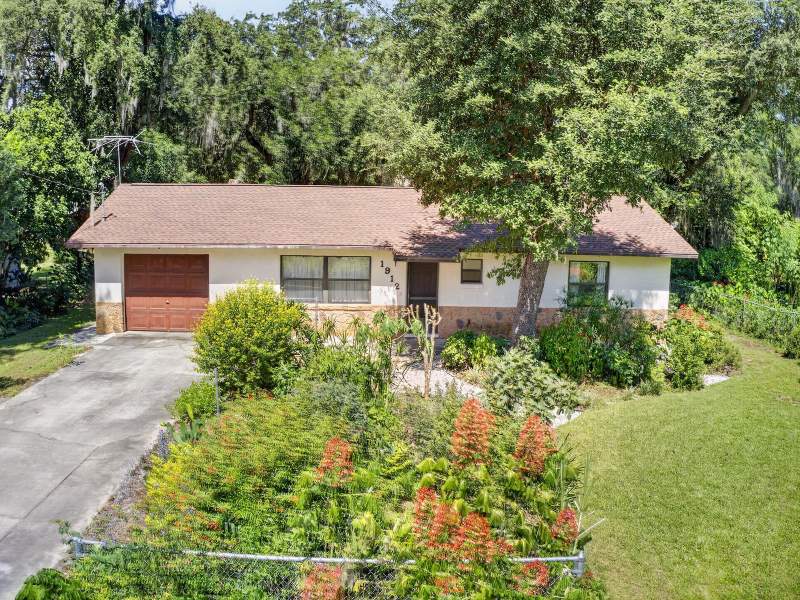 2 bedroom Single Family Residence at 1912 SE 169th Court, Sec 01 Silver Lakes Acres, Silver Springs — photo 2