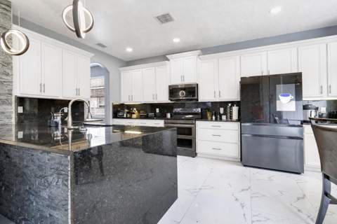 5047 Adair Oak Drive, Orlando FL - photo 8 of 35
