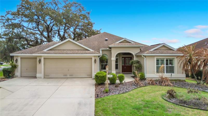 3 bedroom Single Family Residence at 2679 Lantana Avenue, Villages Of Sumter, The Villages — photo 2