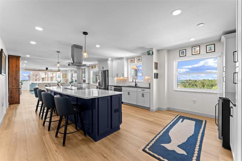 3 bedroom Condominium at 622 Edgewater Drive #721, Edgewater Arms 2nd Condo, Dunedin — photo 5