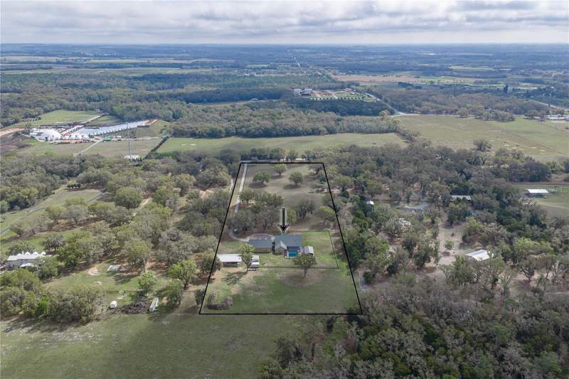 3 bedroom Single Family Residence at 15131 Bellamy Brothers Boulevard, Dade City, Dade City — photo 3