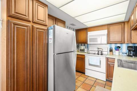 9425 Blind Pass Road #1006, St Pete Beach FL - photo 20 of 58