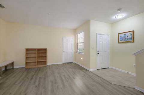 3793 Parkridge Circle #3-105, Sarasota FL - photo 6 of 39
