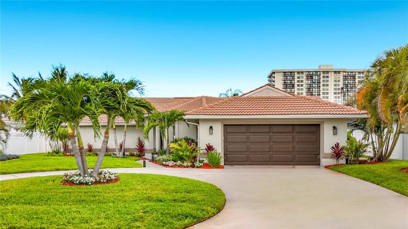 Island Estates Of Clearwater