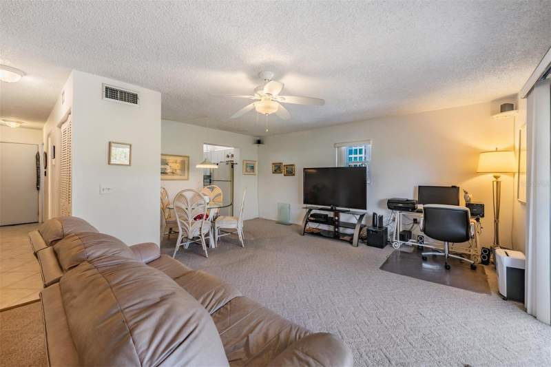 2 bedroom Condominium at 19823 Gulf Boulevard #43, Sea Shell Of Indian Shores, Indian Shores — photo 4