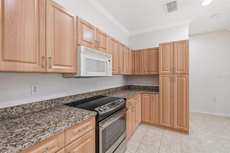 2 bedroom Villa at 24120 Green Heron Drive #6, Park Place Estates, Punta Gorda — photo 5