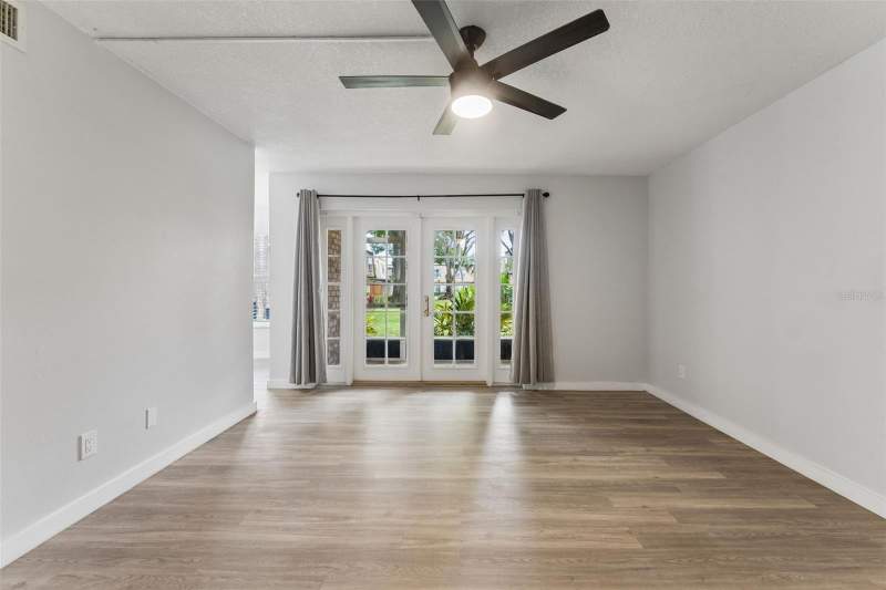 1 bedroom Condominium at 200 St Andrews Boulevard #906, Four Seasons Condo, Winter Park — photo 3