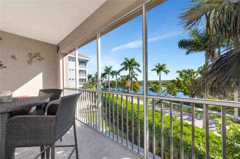 395 Aruba Circle #203, Bradenton FL - photo 19 of 56