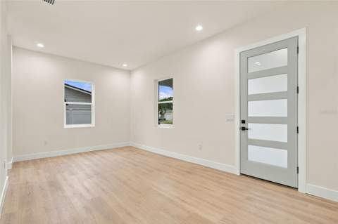 5620 3rd Avenue, St Petersburg FL - photo 9 of 97