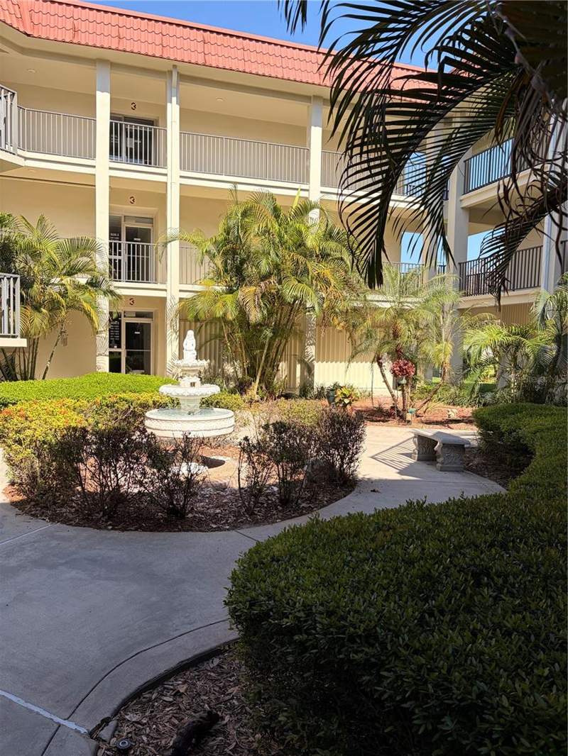 2 bedroom Condominium at 2700 Bayshore Boulevard #2105, Mediterranean Manors, Dunedin — photo 5