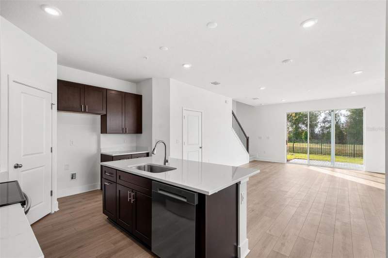 3 bedroom Townhouse at 2458 MAGNOLIA RESERVE ROAD, MAGNOLIA RESERVE, OCOEE — photo 4