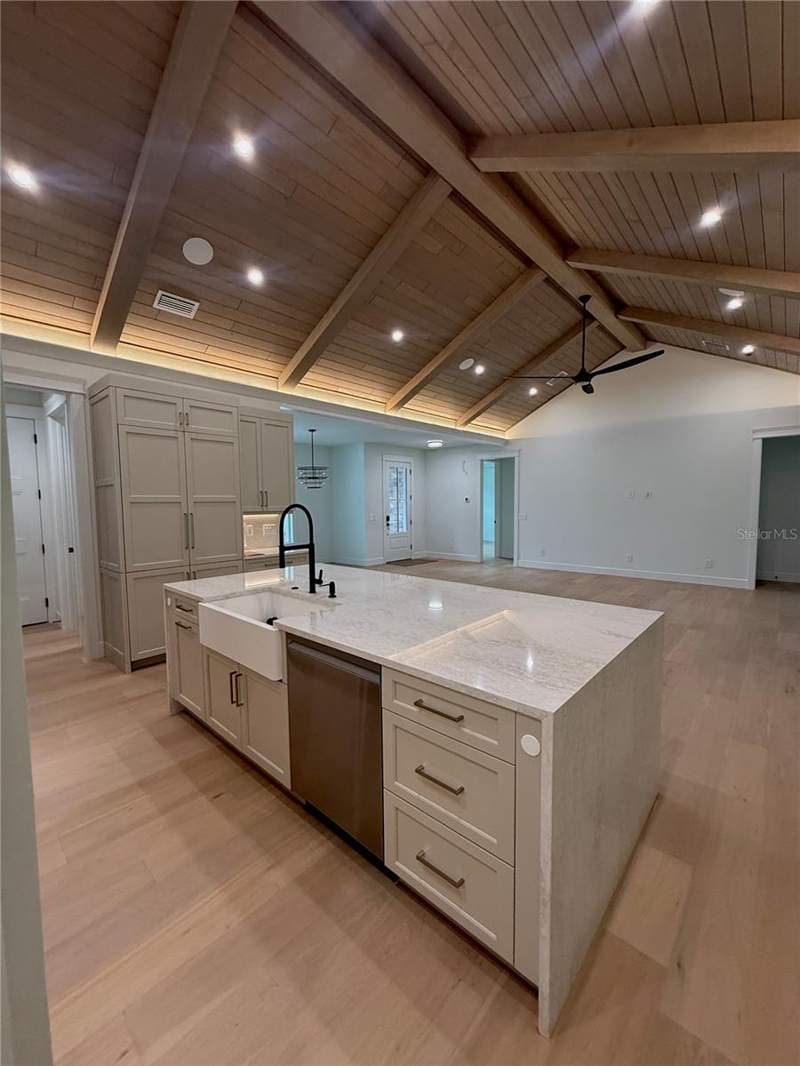 4 bedroom Single Family Residence at 1438 Balmy Beach Drive, Paradise Point 3rd Sec Rep Of Blk E, Apopka — photo 3