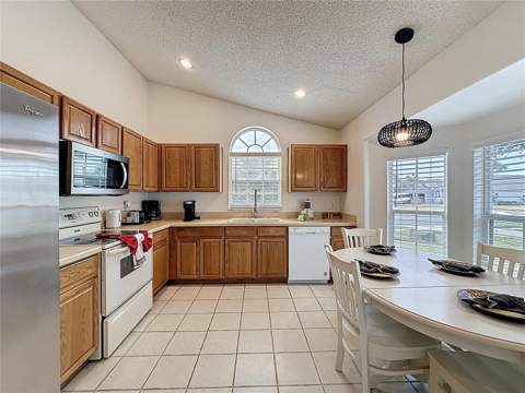 2615 Summer Creek Drive, Kissimmee FL - photo 20 of 50