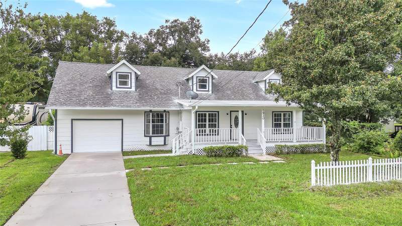 1920 BAXTER AVENUE home for sale in Fernway