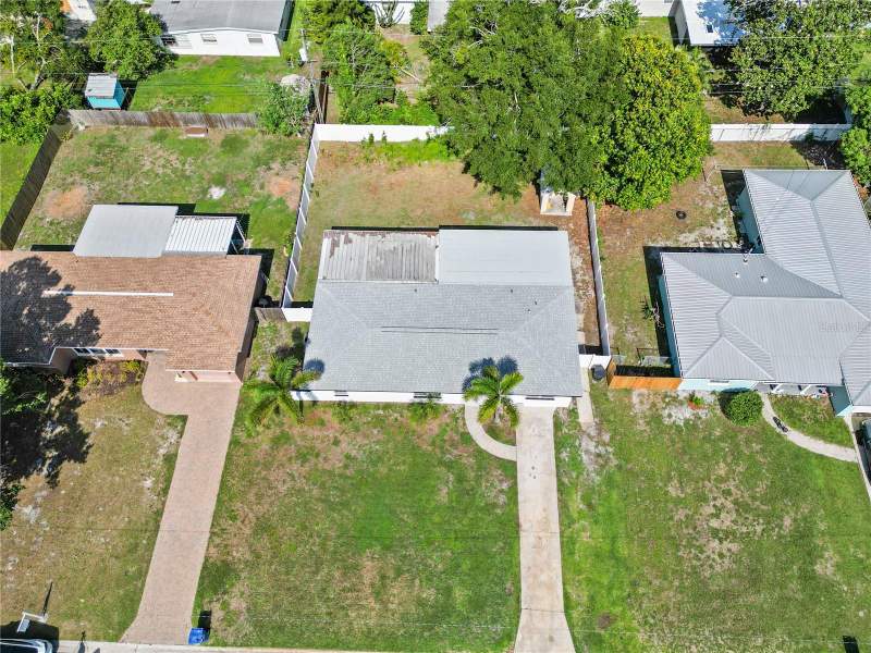 4 bedroom Single Family Residence at 2090 75TH STREET, JUNGLE COUNTRY CLUB 4TH ADD, ST PETERSBURG — photo 5