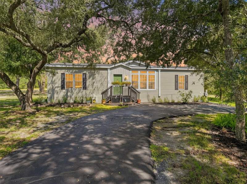 333 SUNCOAST BOULEVARD home for sale in El Pico Unrec