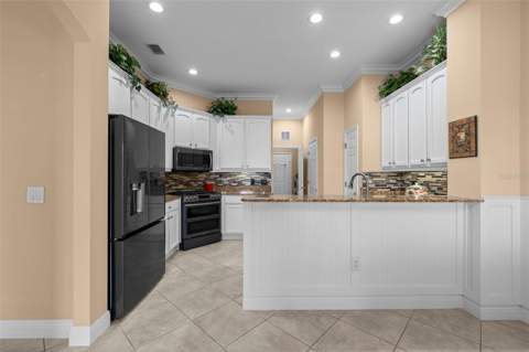 8432 Miramar Way, Lakewood Ranch FL - photo 23 of 90