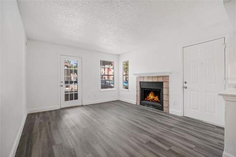 5530 Chrishire Way #D109, Orlando FL - photo 8 of 41
