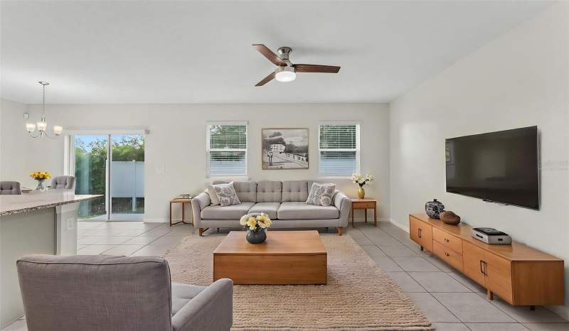 3 bedroom Single Family Residence at 4925 JACKSON STREET, JACKSON LANDING, WINTER HAVEN — photo 3
