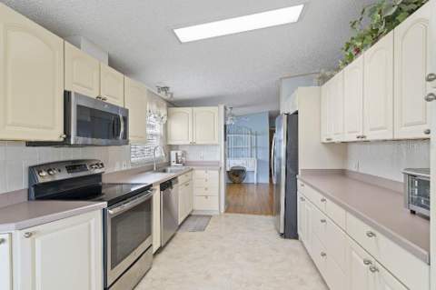 4901 4th C Street, Bradenton FL - photo 7 of 26