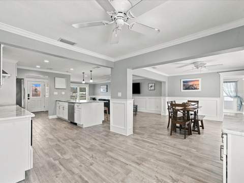 10469 Imperial Point Drive, Largo FL - photo 22 of 77