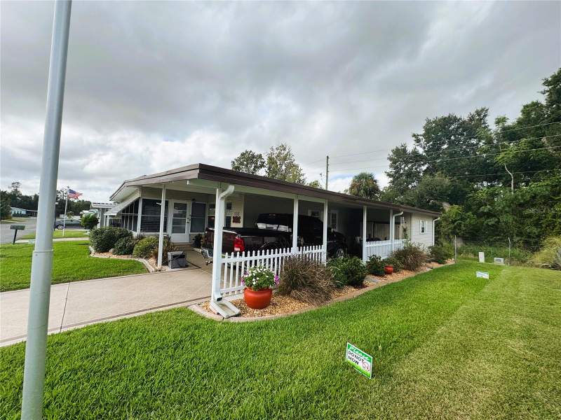2 bedroom Mobile Home at 131 Bougainvillea Drive, Hawthorne At Leesburg A Coop, Leesburg — photo 4