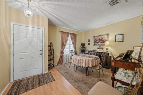 5123 Corvette Drive, Tampa FL - photo 8 of 26