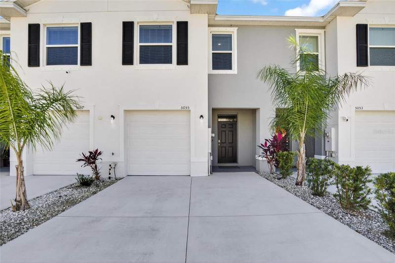 3 bedroom Townhouse at 5055 Captain Davis Drive, Southshore Bay, Wimauma — photo 2
