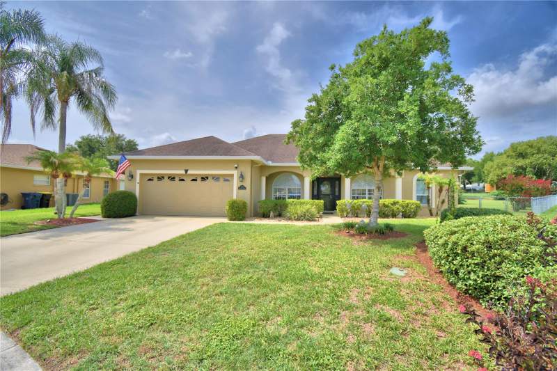 3 bedroom Single Family Residence at 112 WATERVIEW CIRCLE, WATERVIEW, AUBURNDALE — photo 1