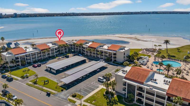 865 S GULFVIEW BOULEVARD #207 home for sale in Clearwater Point 8 Tennis