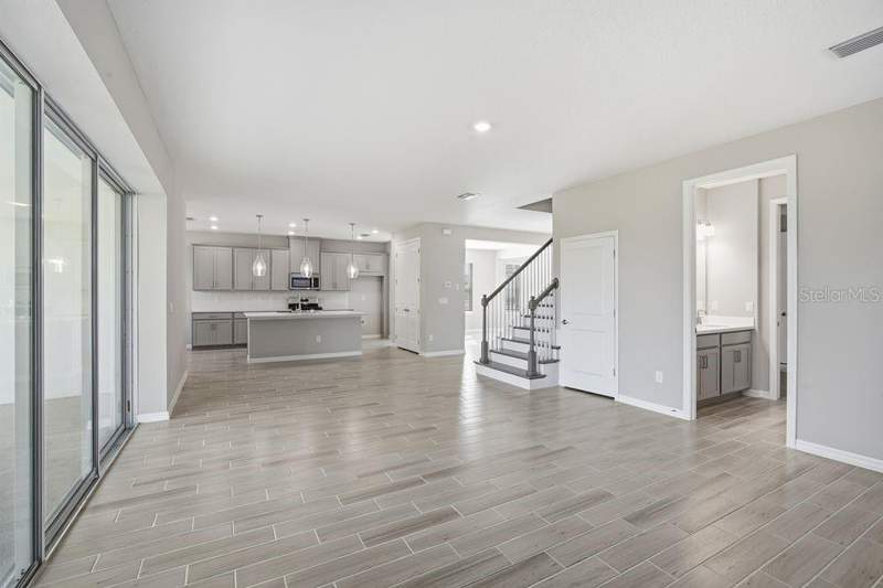 5 bedroom Single Family Residence at 1678 Trailhead Lane, Hammock At Two Rivers, Zephyrhills — photo 3