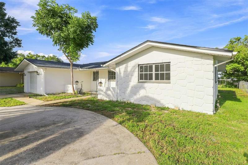3 bedroom Single Family Residence at 10121 Oleander Drive, Jasmine Lakes, Port Richey — photo 2