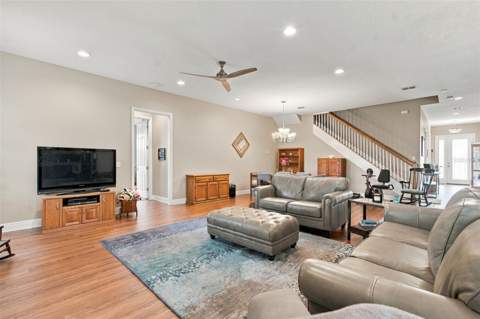 16705 Hilltop Horizons Place, Dade City FL - photo 17 of 53