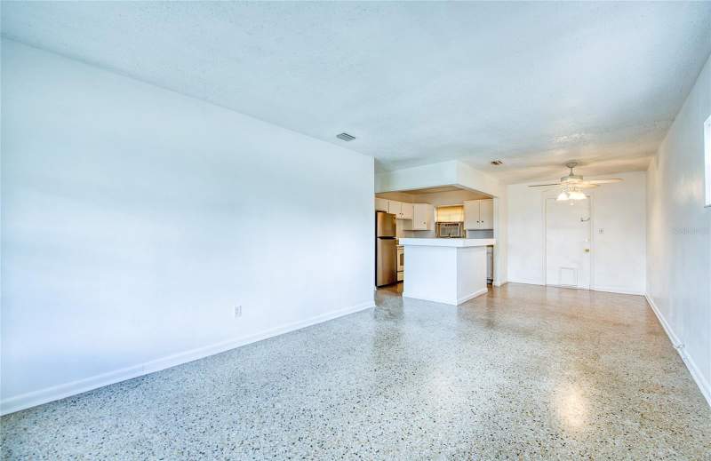 3 bedroom Single Family Residence at 10205 N 29th Street, Altman Colby Lake Sub, Tampa — photo 5