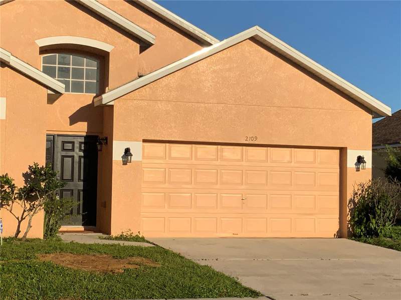 4 bedroom Single Family Residence at 2109 Woodsedge Drive, Cypress Shadows Unit 1, Kissimmee — photo 2