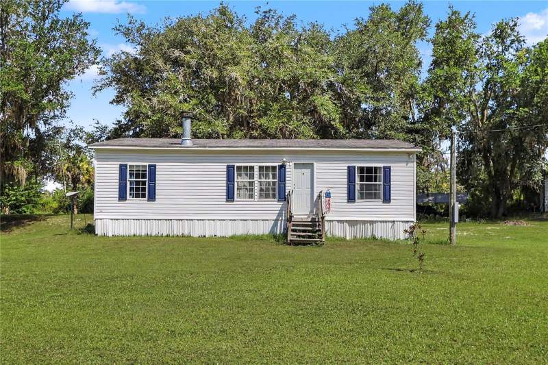 3 bedroom Manufactured Home at 5435 NE 153rd Place Road, Meadow Acres, Citra — photo 2