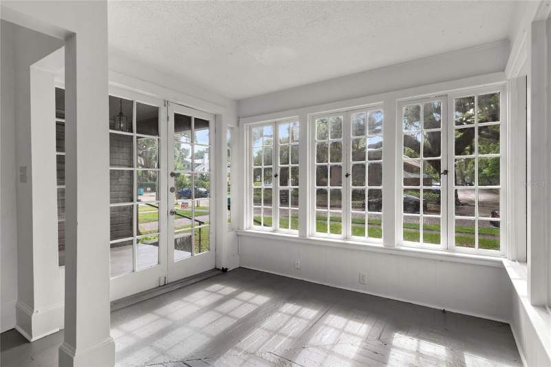 4 bedroom Single Family Residence at 522 S Osceola Avenue, Lake Cherokee Historic District, Orlando — photo 3