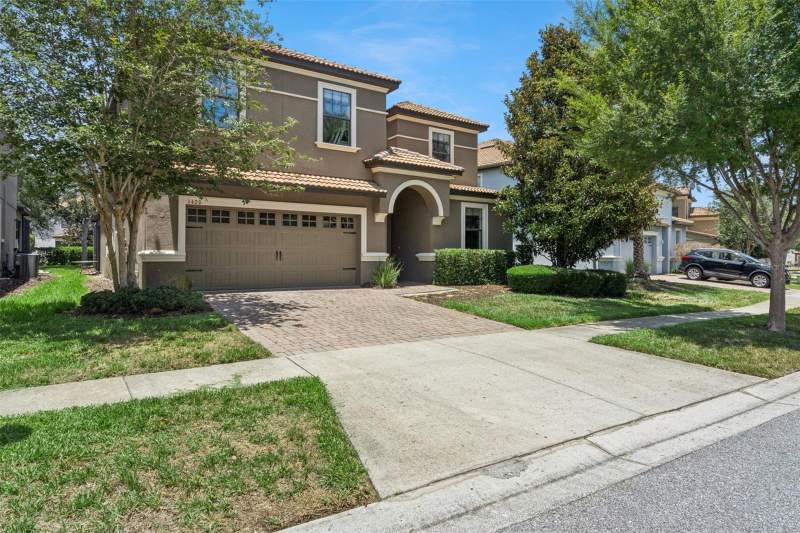 9 bedroom Single Family Residence at 1420 Moon Valley, Stoneybrook South Ph 1, Davenport — photo 2