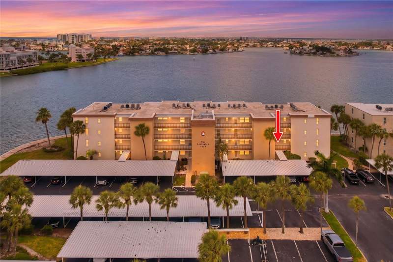 2 bedroom Condominium at 7920 Sun Island Drive #202, Bay Island Group 12, South Pasadena — photo 2