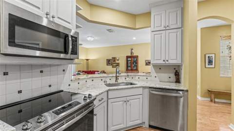 564 Grasslands Village Circle #564, Lakeland FL - photo 6 of 6