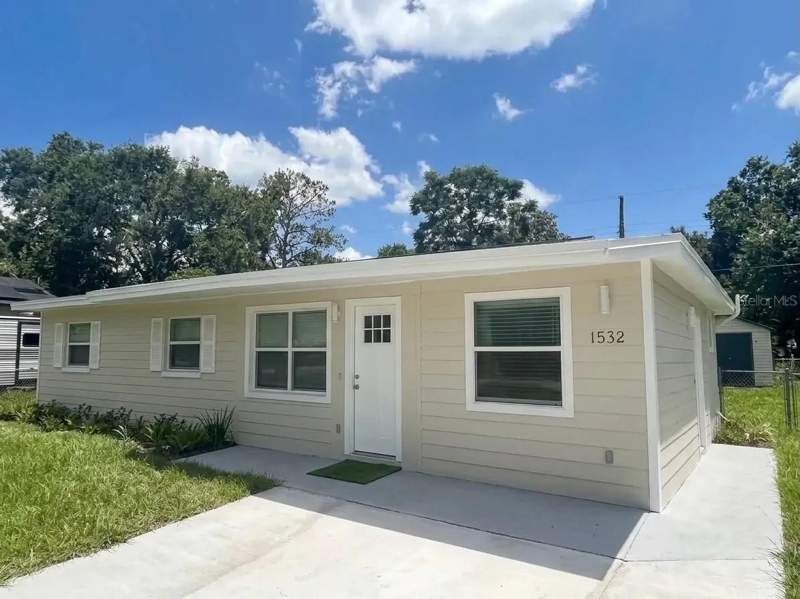 5 bedroom Single Family Residence at 1532 E Votaw Road, Breezy Heights, Apopka — photo 3