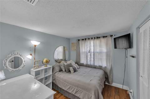 9043 Hickory Circle, Tampa FL - photo 18 of 36