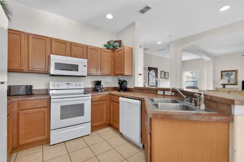 126 Summer Place Loop, Clermont FL - photo 12 of 57