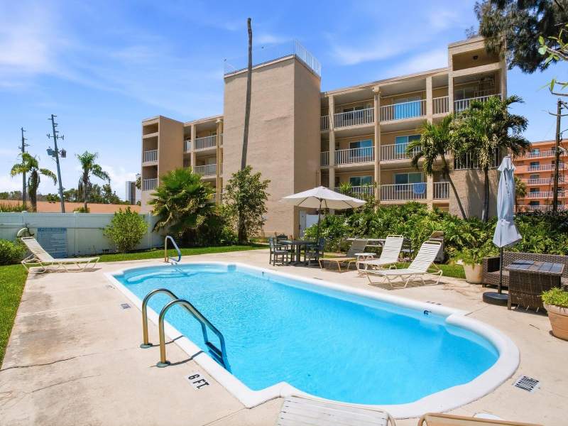 3 bedroom Condominium at 1005 Gulf Boulevard #10, Shalimar Condo, Indian Rocks Beach — photo 5