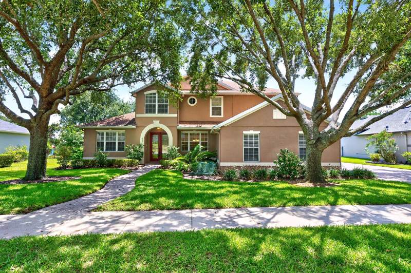 825 PARKSIDE POINTE BOULEVARD home for sale in Parkside At Errol Estates