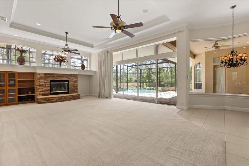 4 bedroom Single Family Residence at 420 Valley Stream Drive, Seminole Woods 5 Ac Dev, Geneva — photo 2